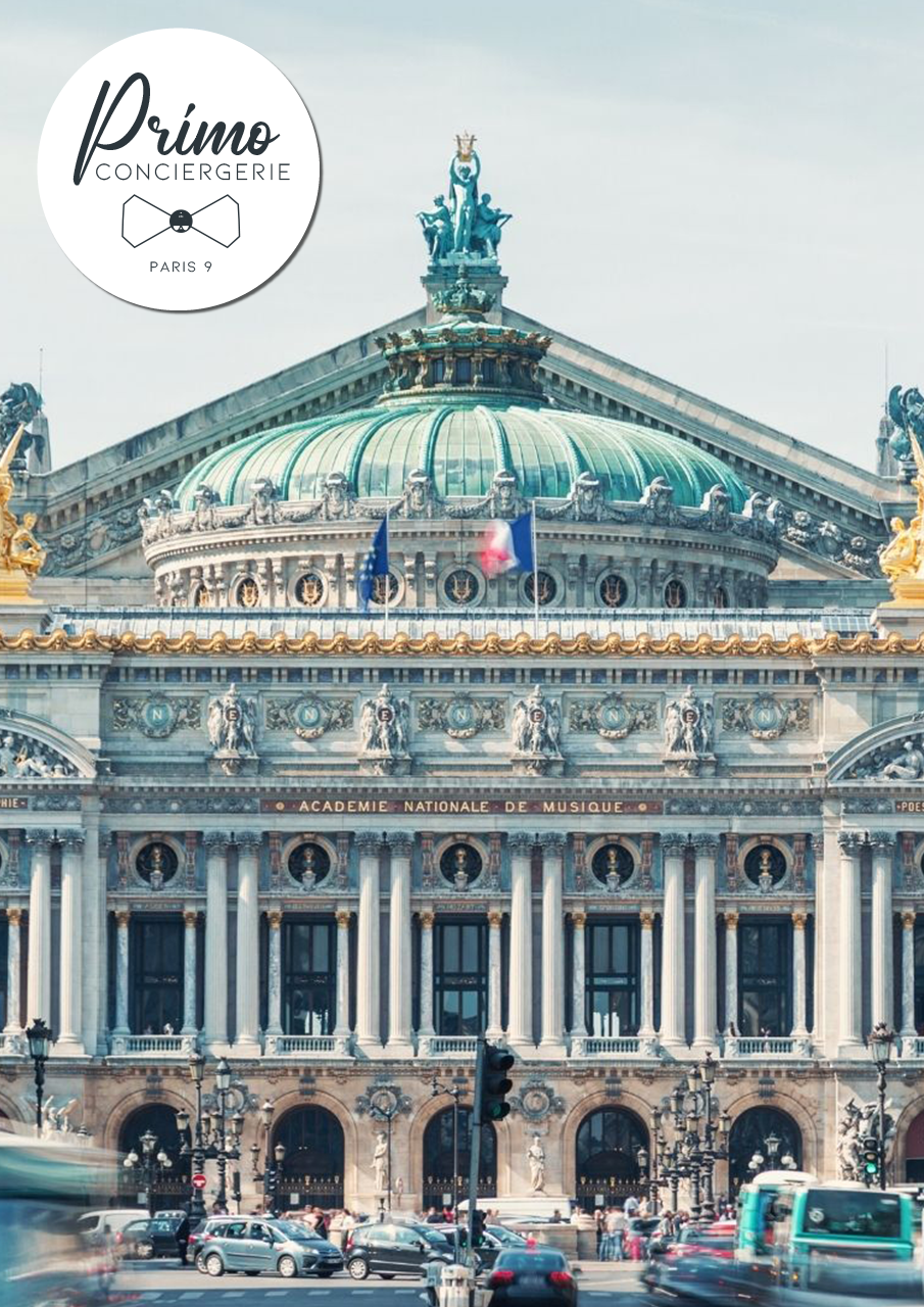 Façade du Palais Garnier, Opéra de Paris, dans le 9e arrondissement.