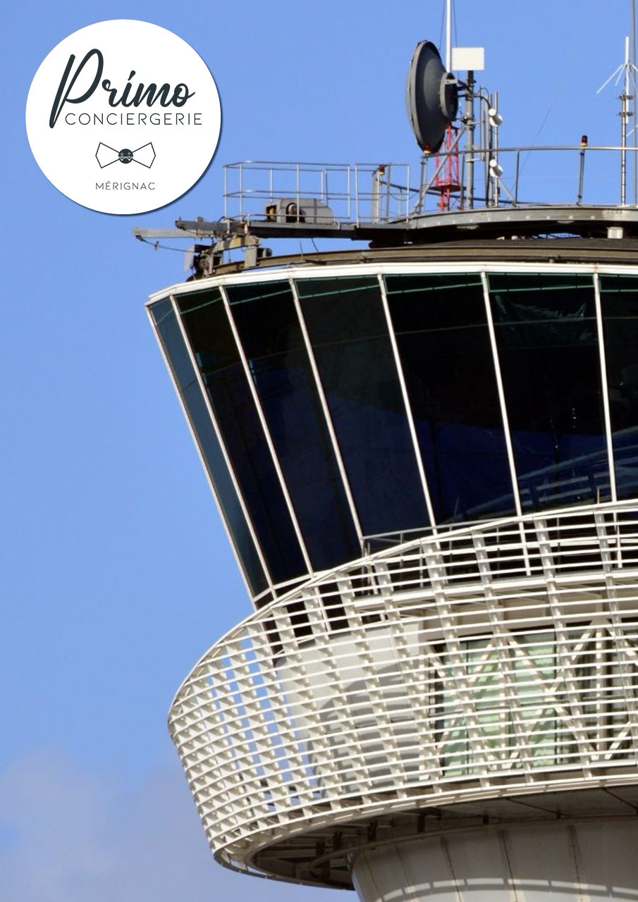 Tour de contrôle de l'aéroport de Mérignac.